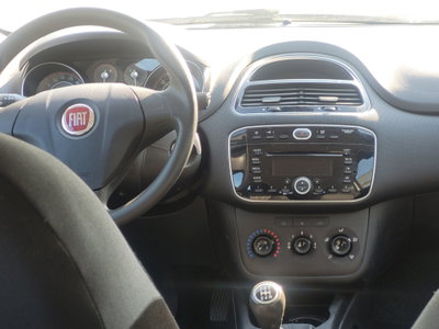 Fiat Punto 1.3 MJT II 75 CV 3 porte Street (8)