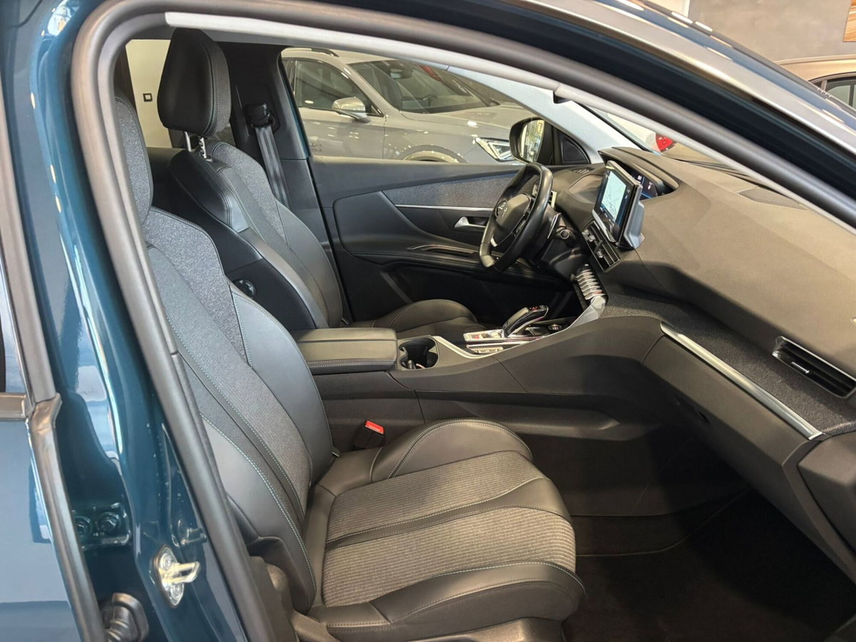 Peugeot 3008 BlueHDi 130 S&S EAT8 Allure Pack (10)