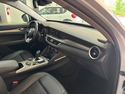 Alfa Romeo Stelvio Stelvio 2.2 Turbodiesel 190 CV AT8 Q4 Sprint (13)