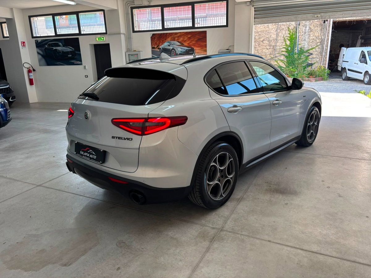 Alfa Romeo Stelvio Stelvio 2.2 Turbodiesel 190 CV AT8 Q4 Sprint (4)