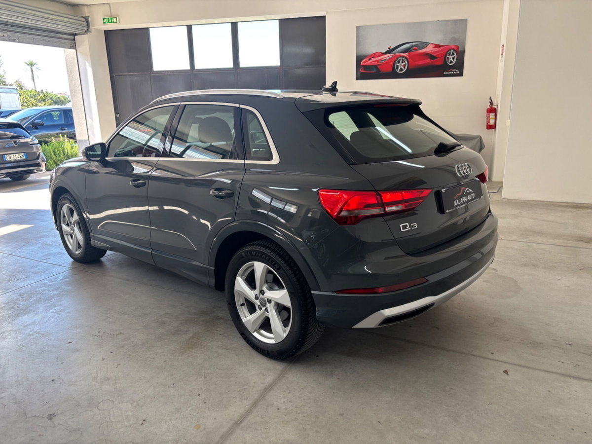 Audi Q3 35 TDI quattro S tronic Business Advanced (13)