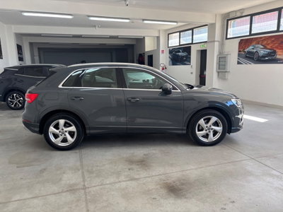 Audi Q3 35 TDI quattro S tronic Business Advanced (15)