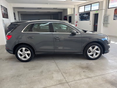 Audi Q3 35 TDI quattro S tronic Business Advanced (3)