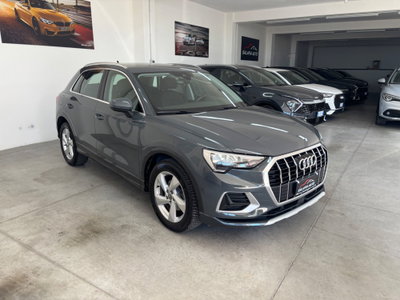 Audi Q3 35 TDI quattro S tronic Business Advanced (4)