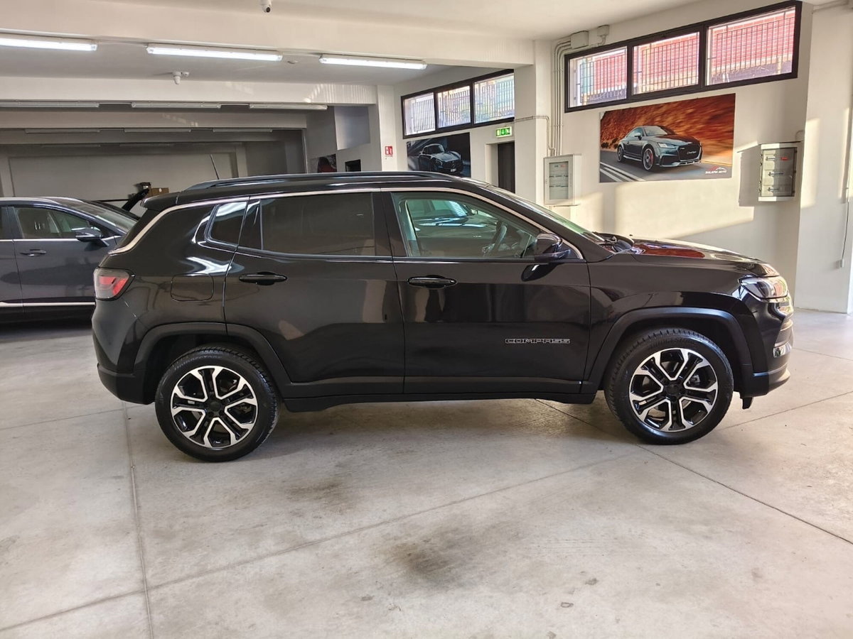Jeep Compass 1.6 Multijet II 2WD Limited (9)