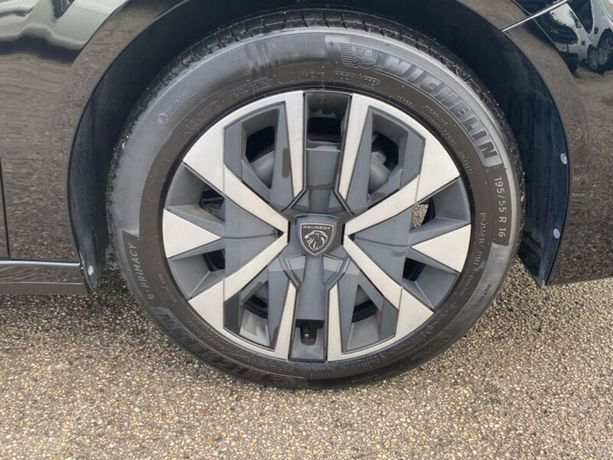 Peugeot 208 PureTech 75 Stop&Start 5 porte Active (11)