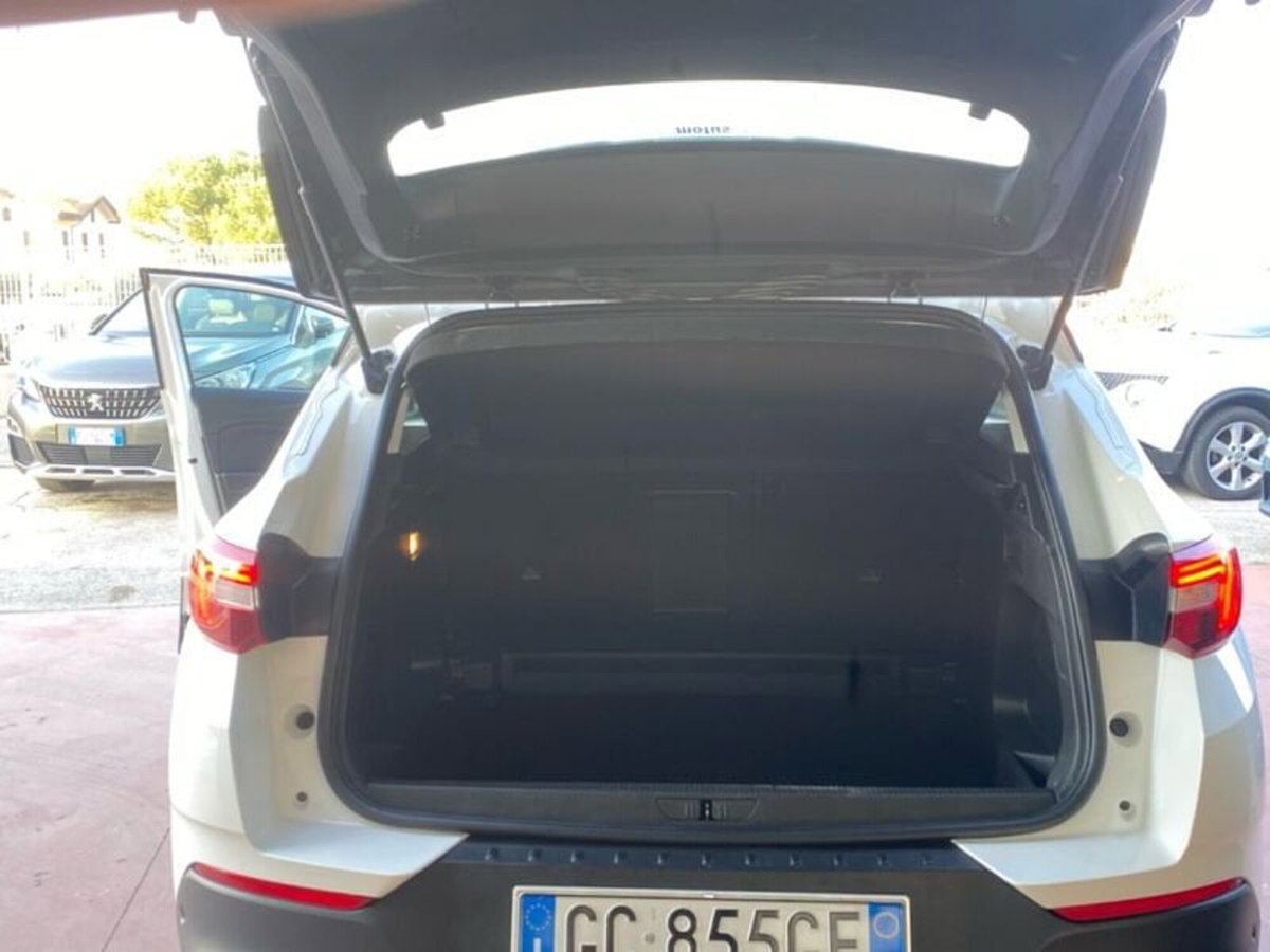 Opel Grandland X 1.5 diesel Ecotec Start&Stop Innovation (9)