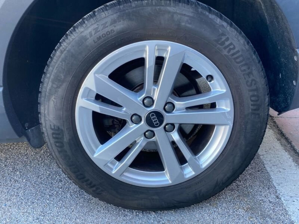 Audi Q3 35 TDI Business (10)