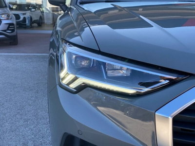Audi Q3 35 TDI Business (13)