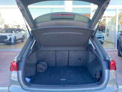 Audi Q3 35 TDI Business (17)