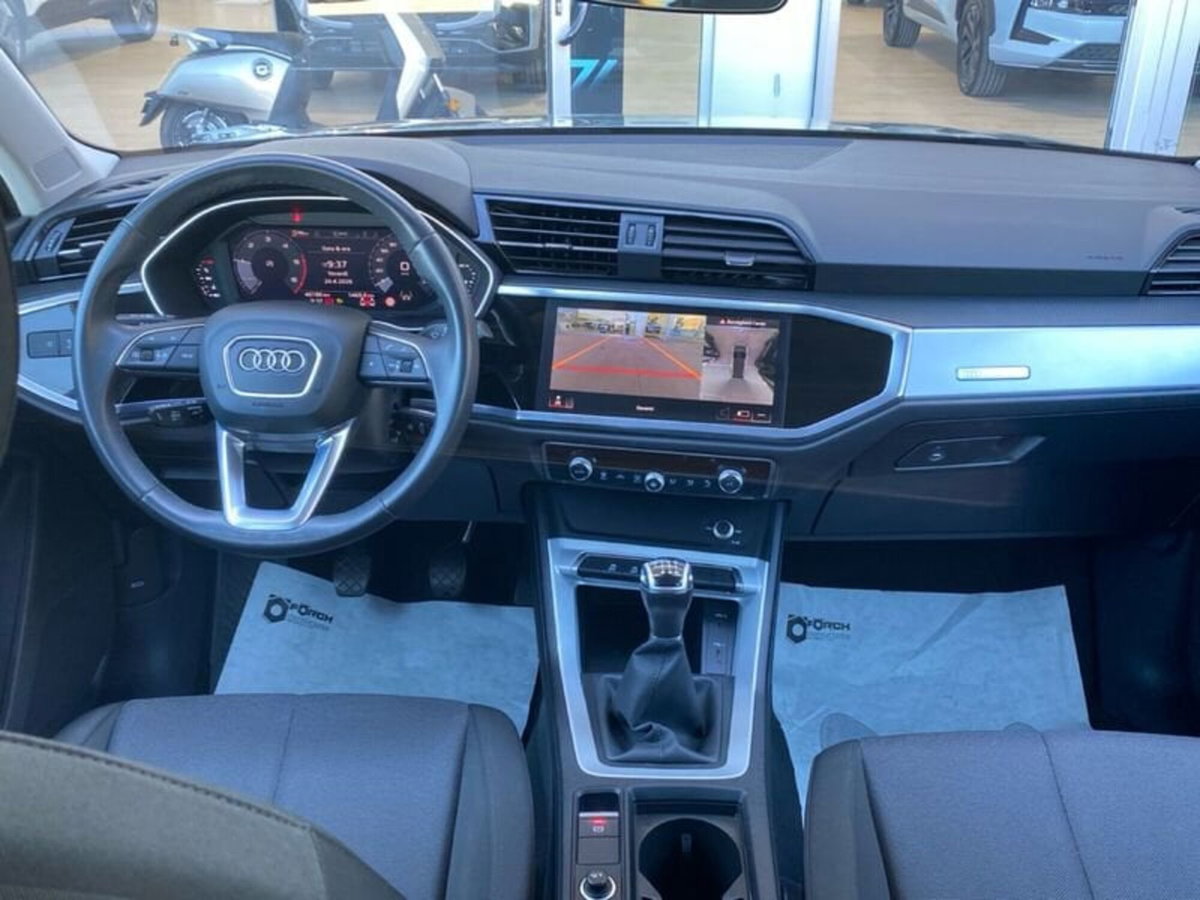 Audi Q3 35 TDI Business (19)