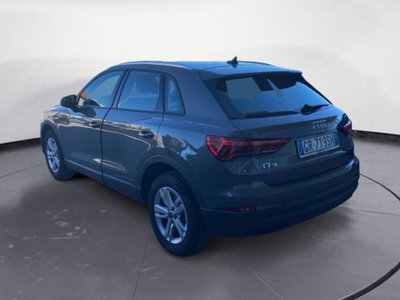 Audi Q3 35 TDI Business (4)