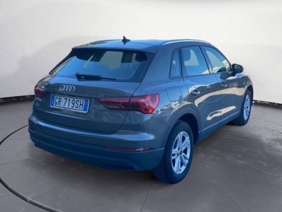 Audi Q3 35 TDI Business (7)