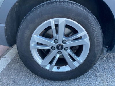 Audi Q3 35 TDI Business (9)