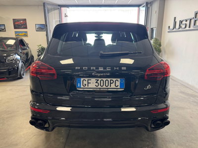 Porsche Cayenne 3.0 Diesel Platinum Edition (5)