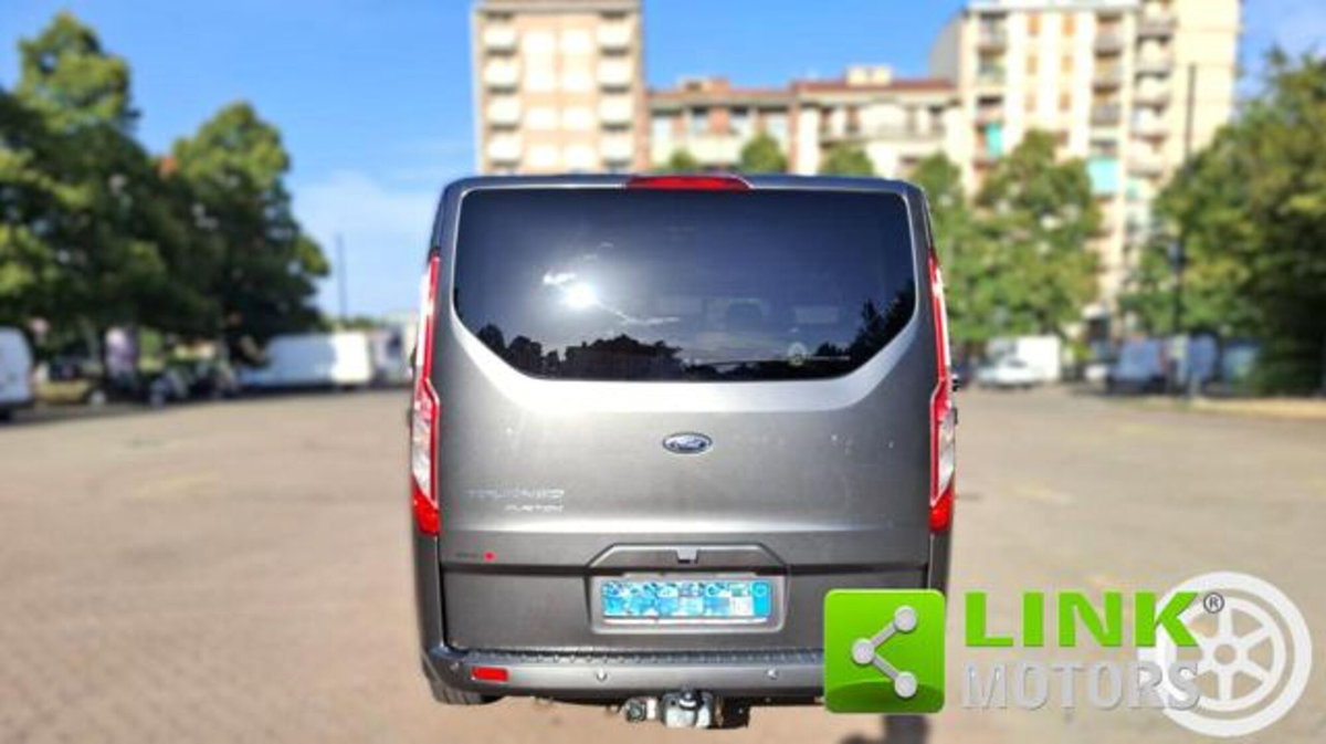 Ford Tourneo Custom 310 2.0 TDCi 130CV aut. PC Titanium (10)