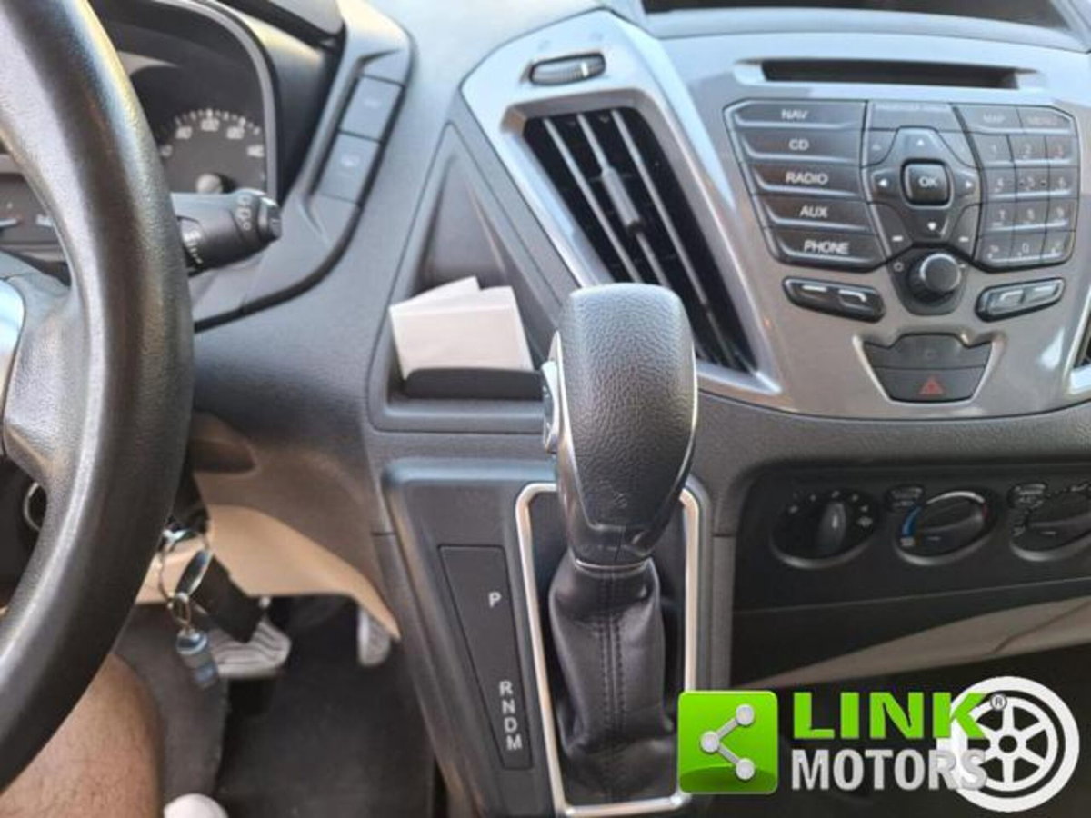 Ford Tourneo Custom 310 2.0 TDCi 130CV aut. PC Titanium (19)