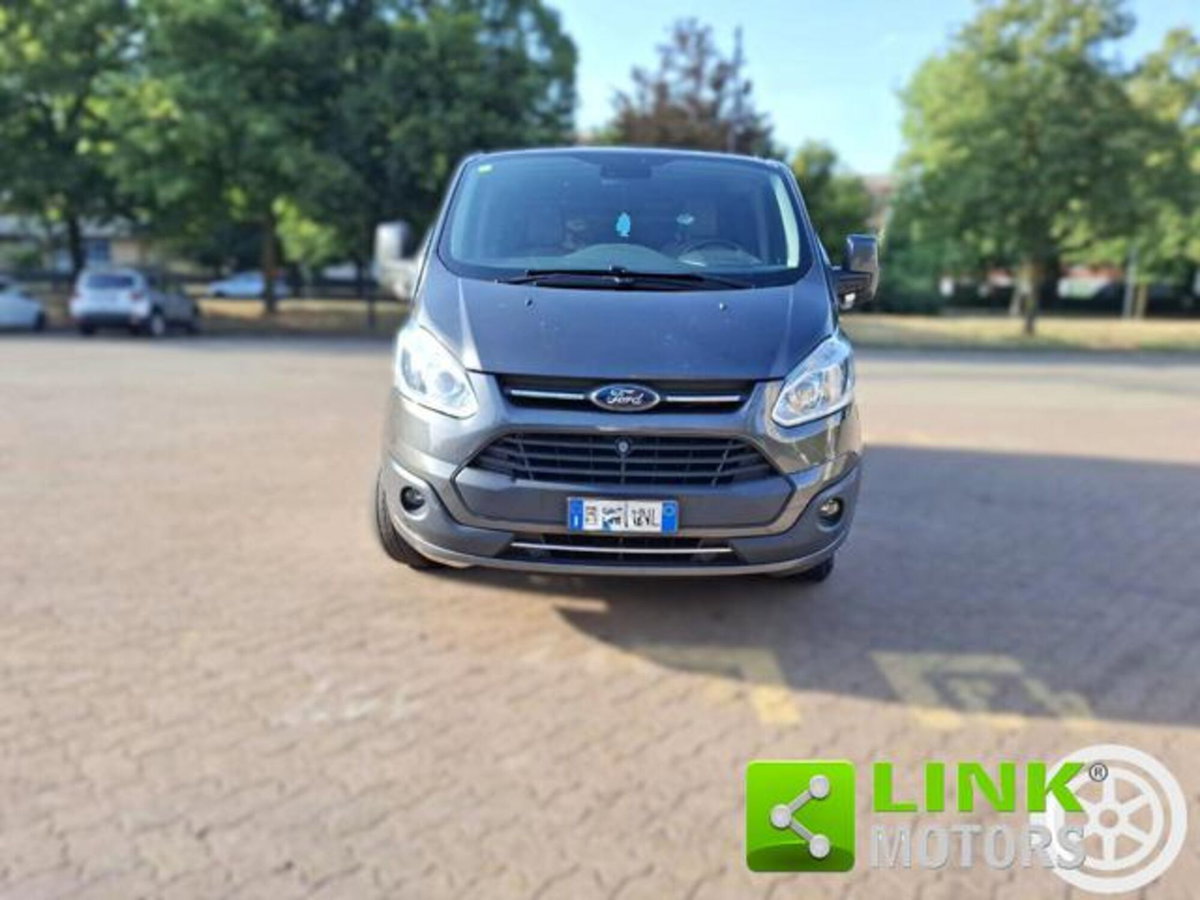 Ford Tourneo Custom 310 2.0 TDCi 130CV aut. PC Titanium (2)