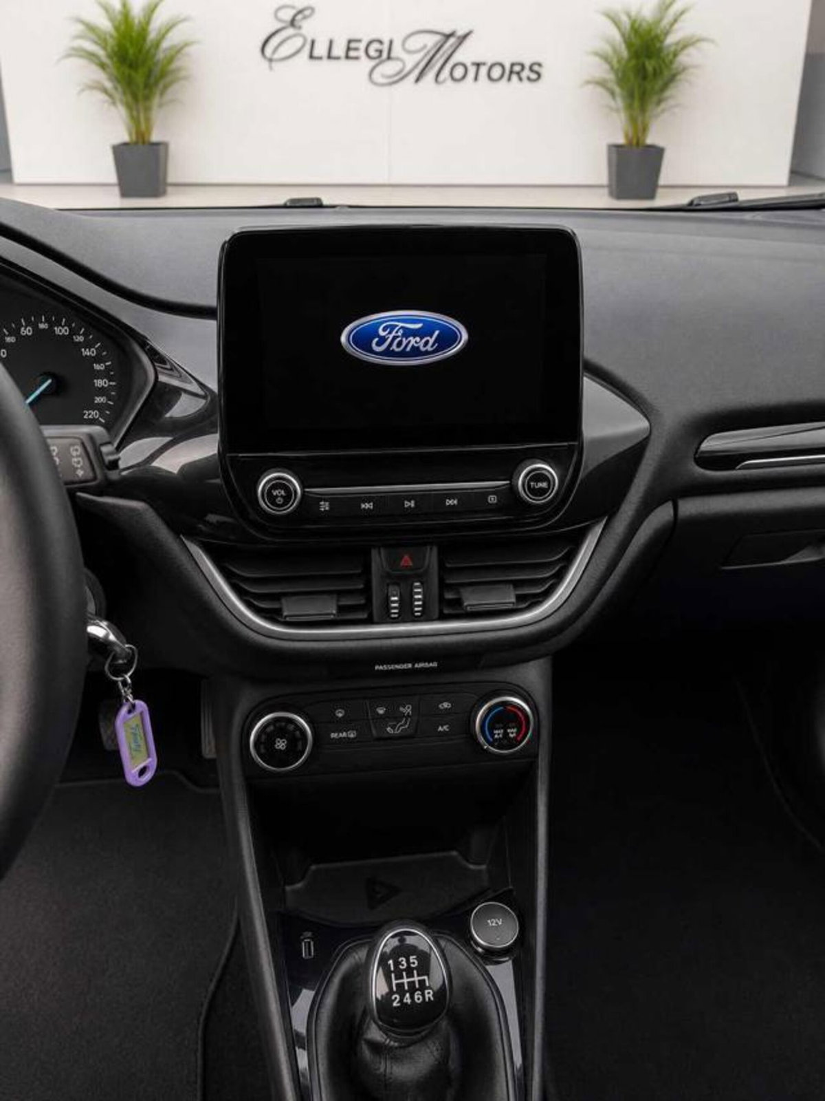 Ford Fiesta 1.5 TDCi 85 CV 3 porte  Trend (8)