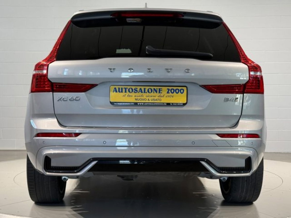 Volvo XC60 B4 Geartronic R-design (4)