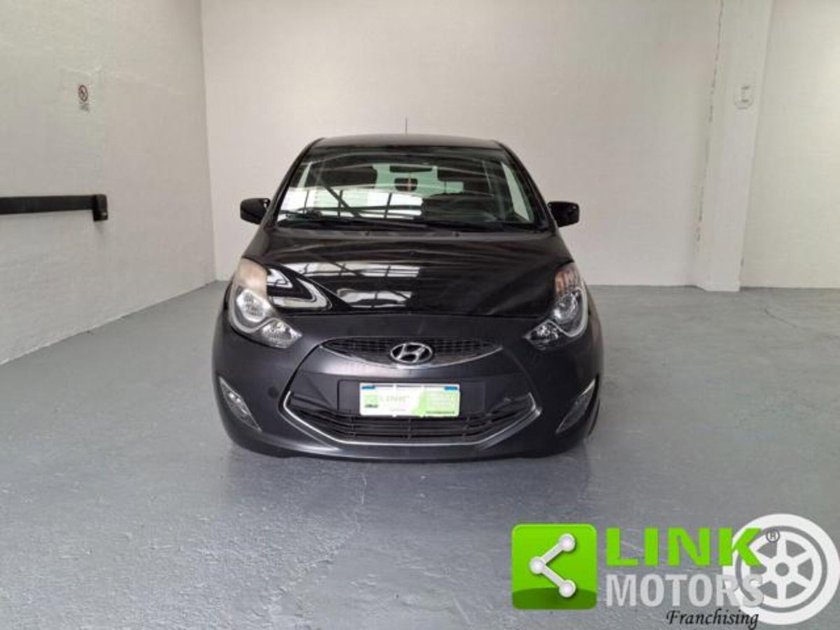 Hyundai ix20 1.4 90 CV Comfort (2)