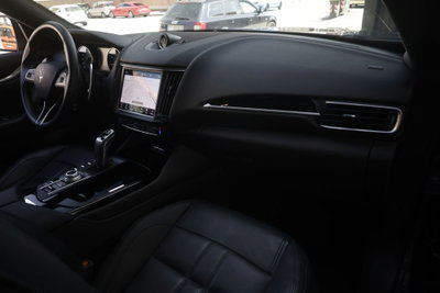 Maserati Levante Levante V6 AWD Granlusso (12)