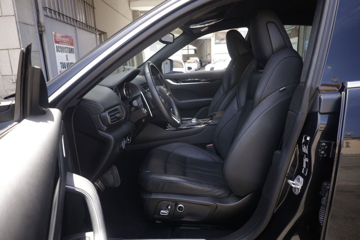 Maserati Levante Levante V6 AWD Granlusso (19)