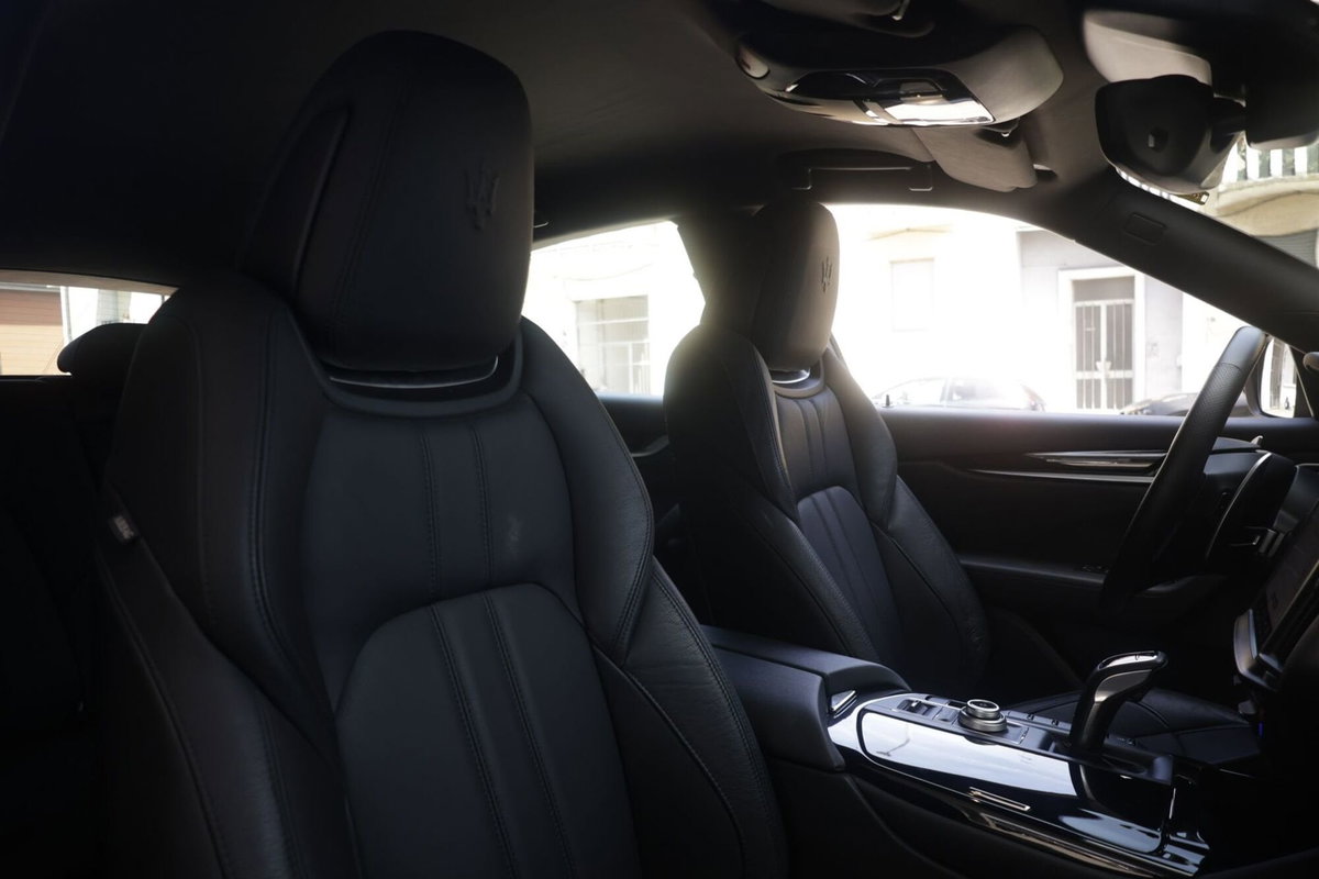 Maserati Levante Levante V6 AWD Granlusso (6)