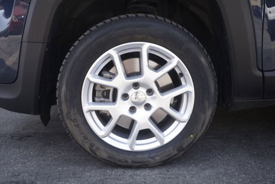 Jeep Renegade 1.3 T4 190CV PHEV 4xe AT6 Business Plus (5)