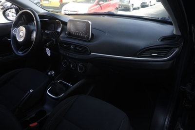 Fiat Tipo Station Wagon Tipo 1.6 Mjt S&S DCT SW Lounge (10)