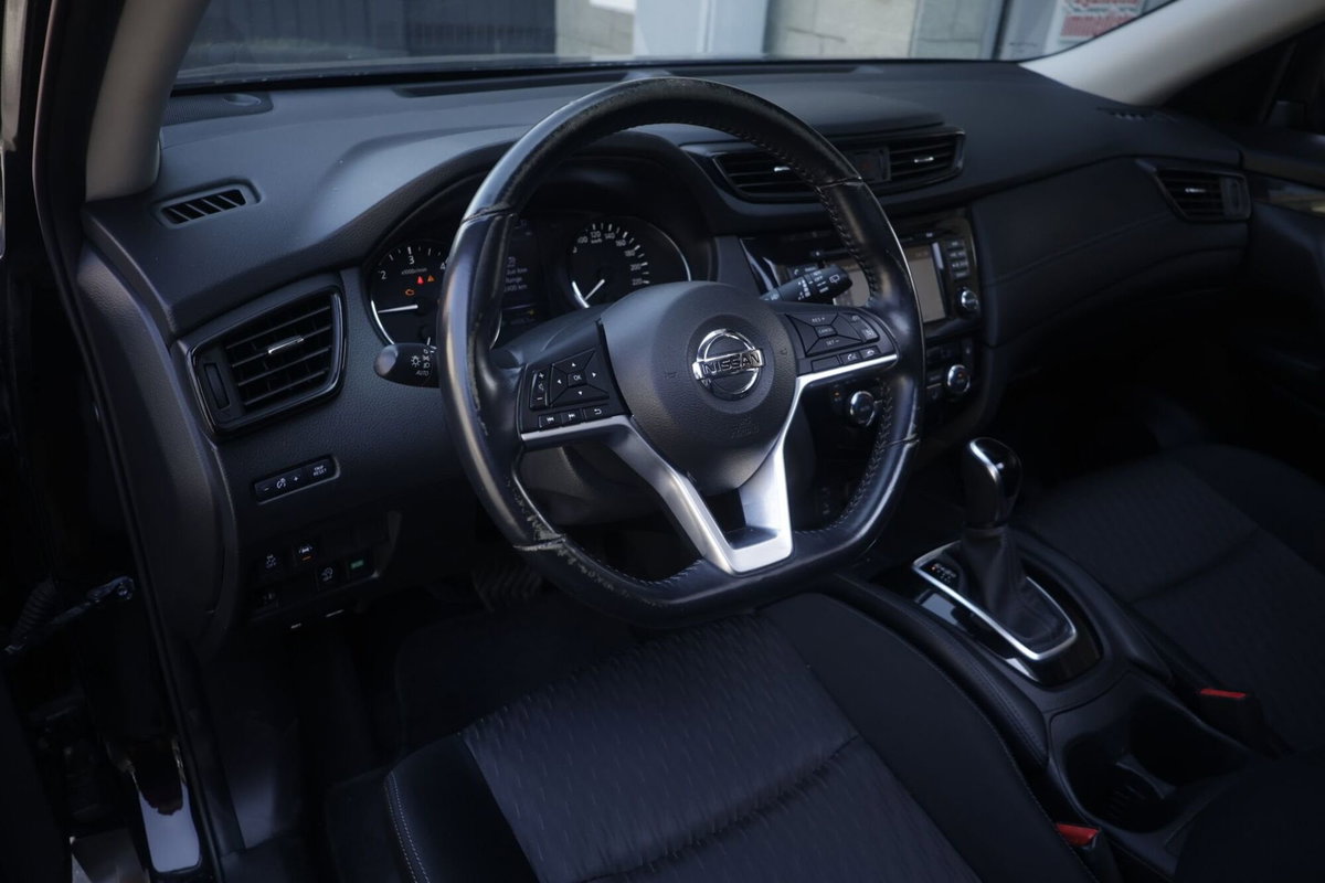 Nissan X-Trail dCi 150 2WD Acenta (16)