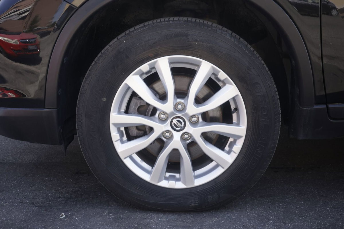 Nissan X-Trail dCi 150 2WD Acenta (5)