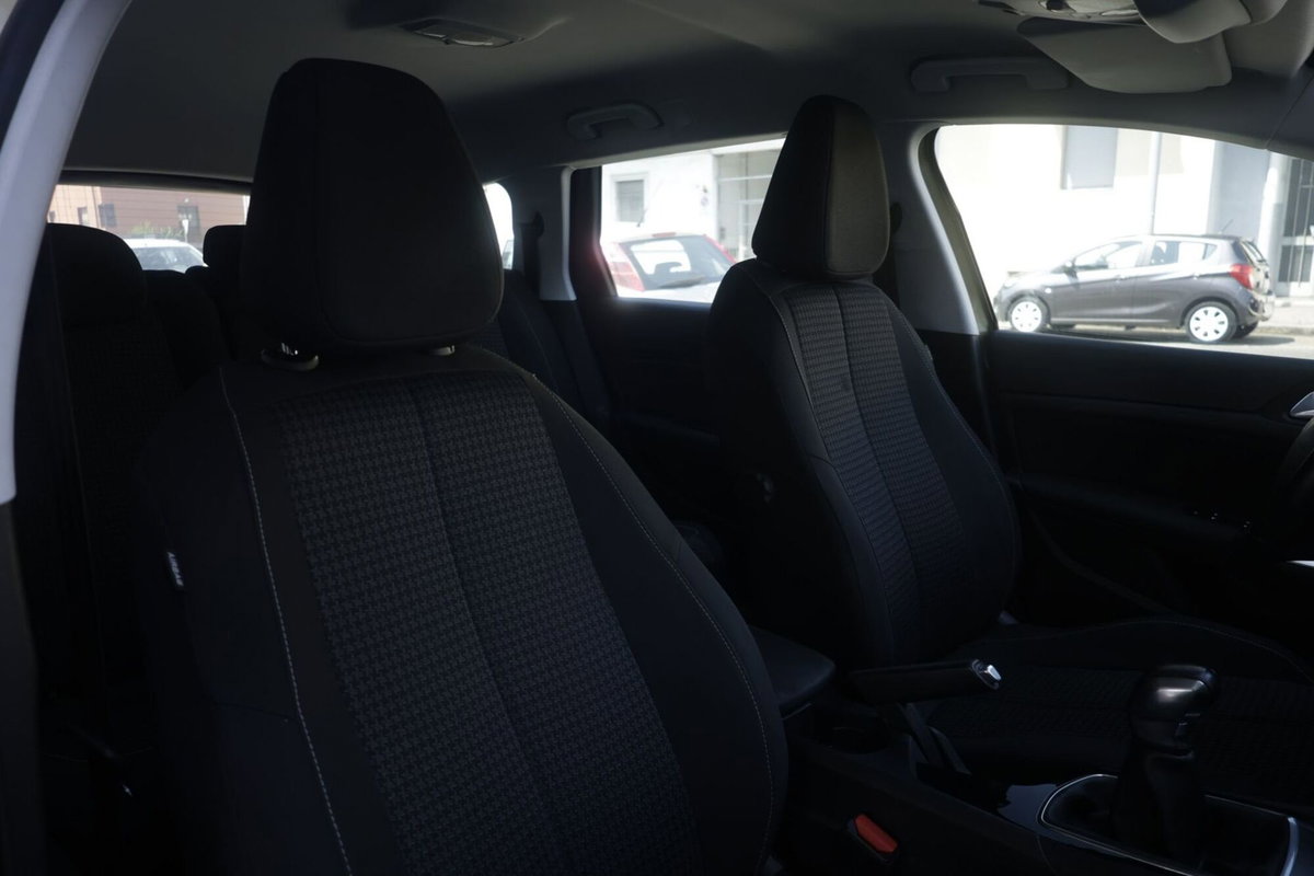Peugeot 308 SW BlueHDi 100 S&S Business (6)