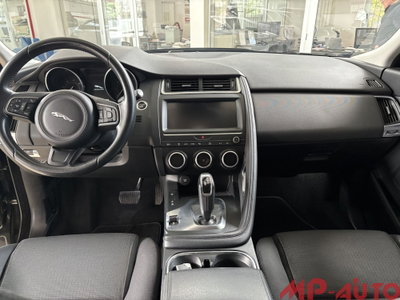 Jaguar E-Pace 2.0D 150 CV (10)