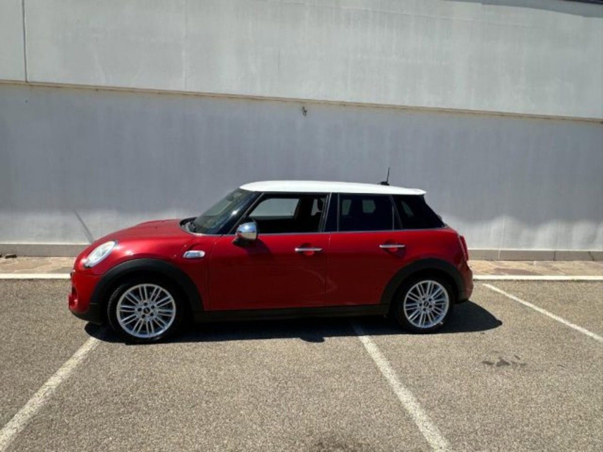 MINI Mini 2.0 Cooper SD Business (3)