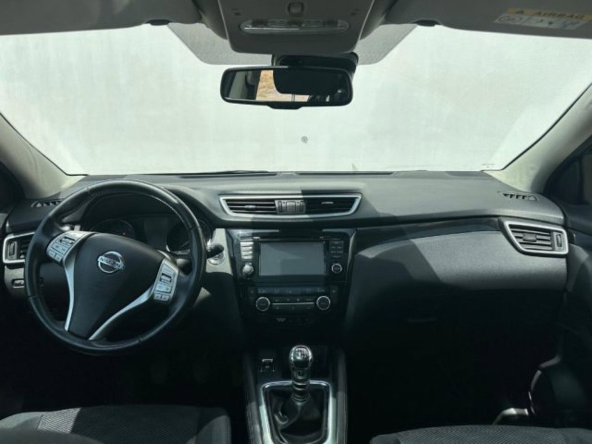 Nissan Qashqai 1.5 dCi N-Connecta (13)