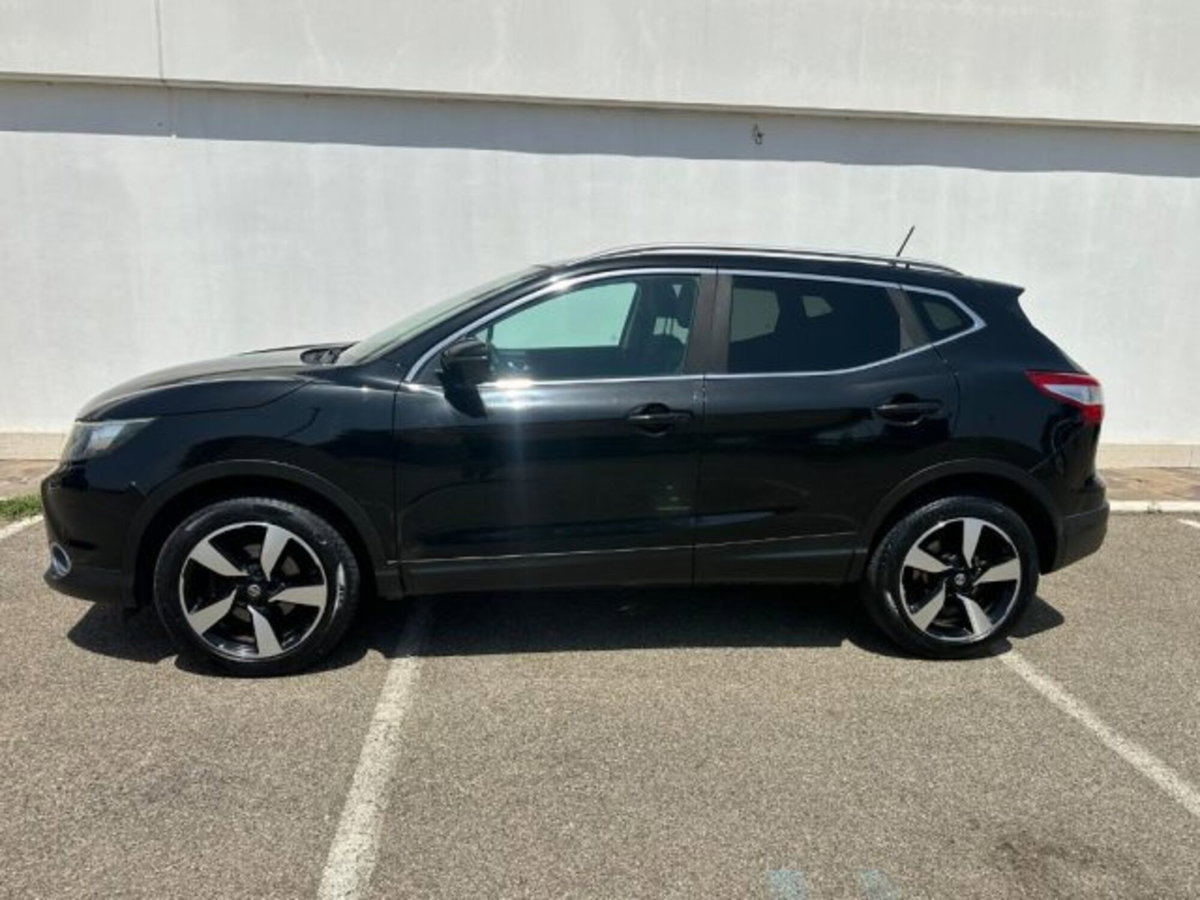 Nissan Qashqai 1.5 dCi N-Connecta (4)