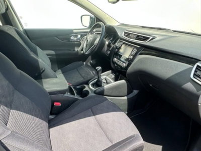 Nissan Qashqai 1.5 dCi N-Connecta (9)
