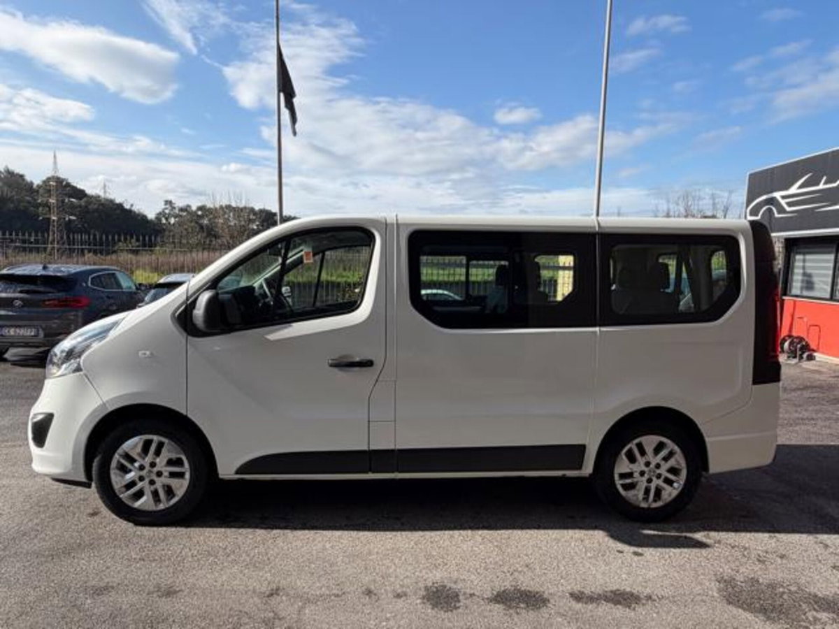 Opel Vivaro Furgone 27 1.6 BiTurbo S&S PC-TN Combi N1 (19)