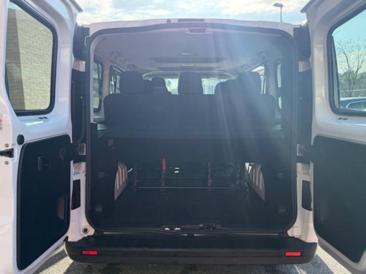Opel Vivaro Furgone 27 1.6 BiTurbo S&S PC-TN Combi N1 (7)