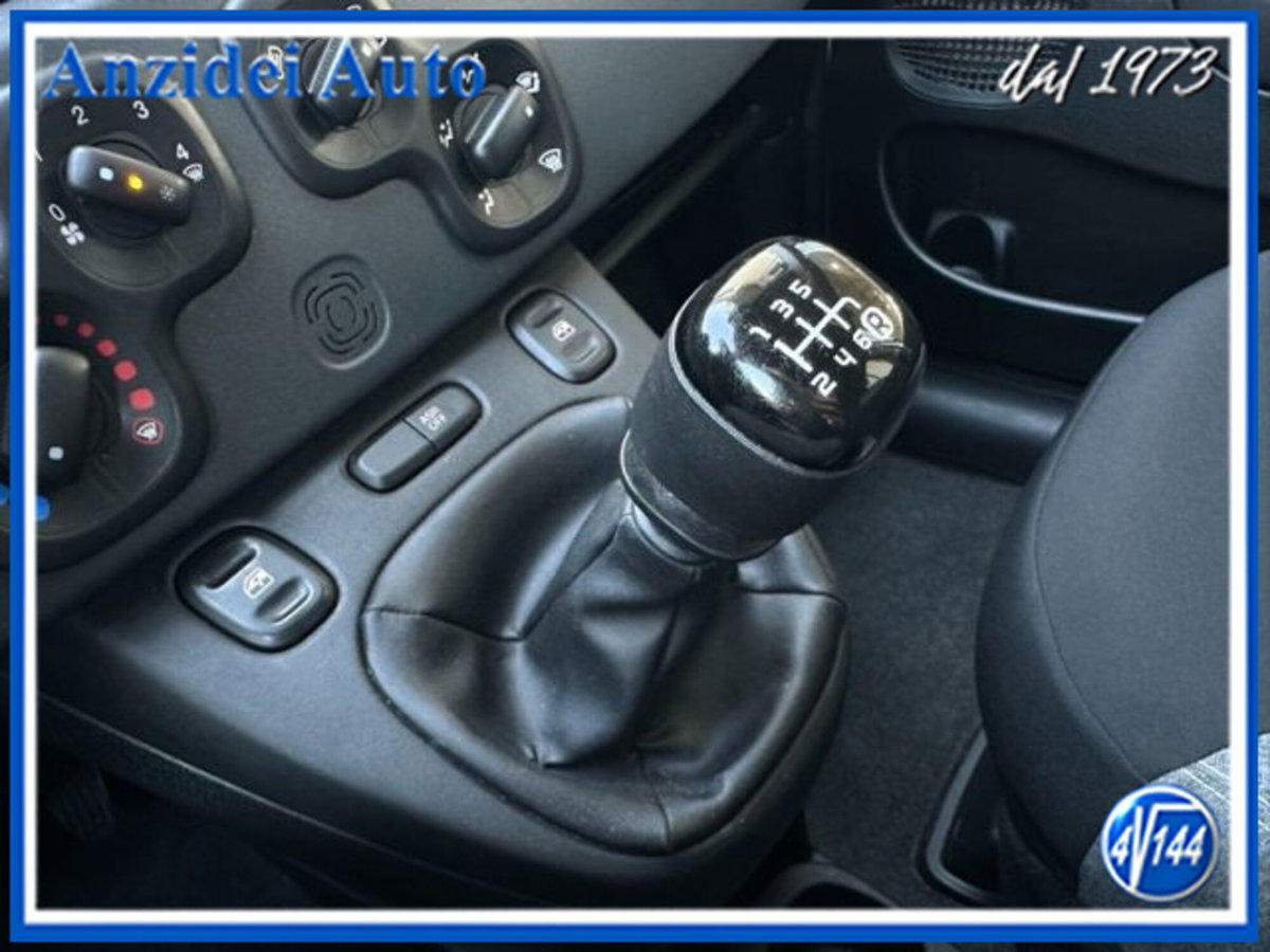 Fiat Panda 1.0 firefly hybrid s&s 70cv 5p.ti (14)