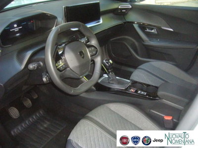 Peugeot 2008 PureTech 100 S&S Allure (10)
