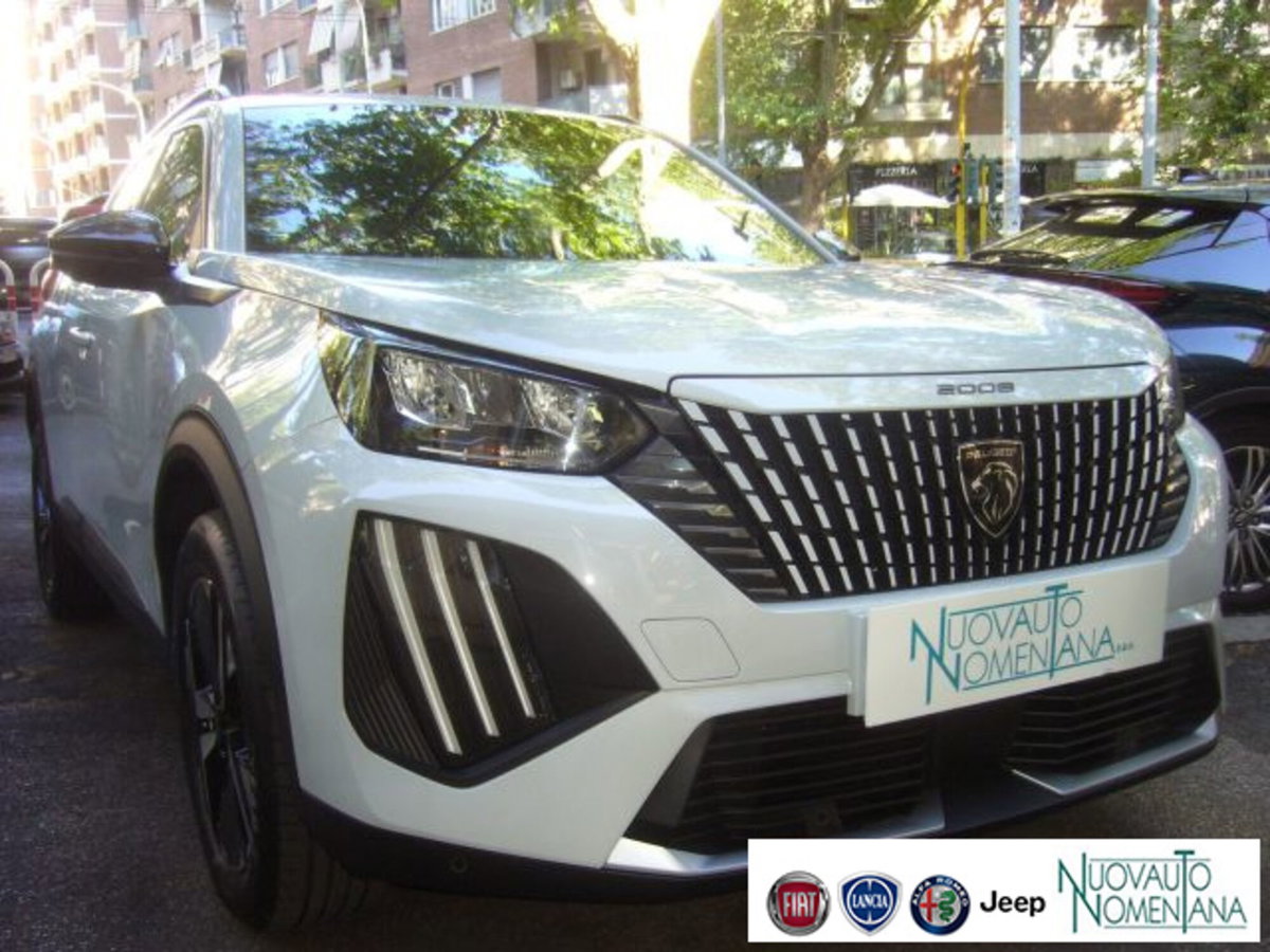 Peugeot 2008 PureTech 100 S&S Allure (5)