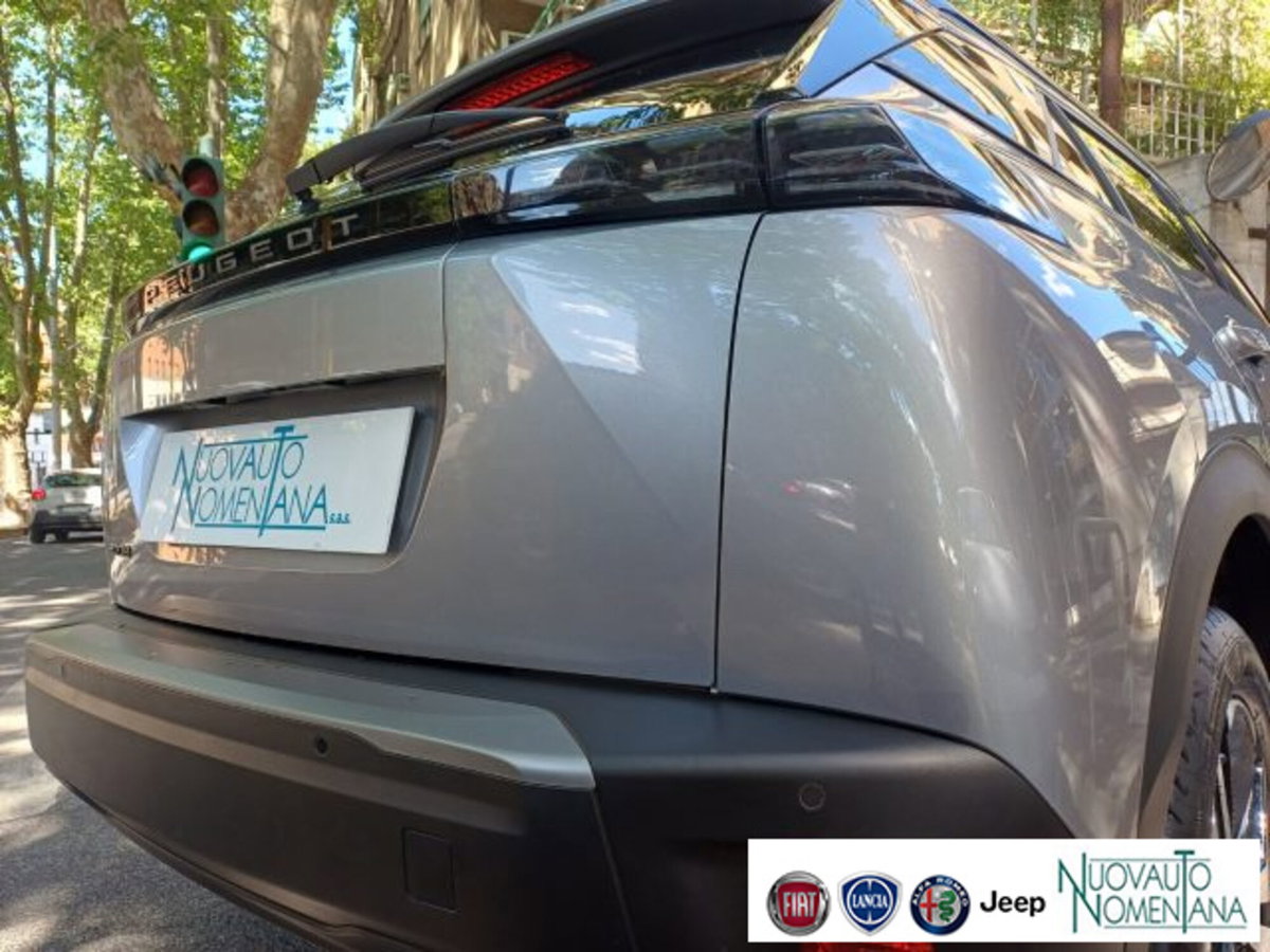 Peugeot 2008 PureTech 100 S&S Allure (8)
