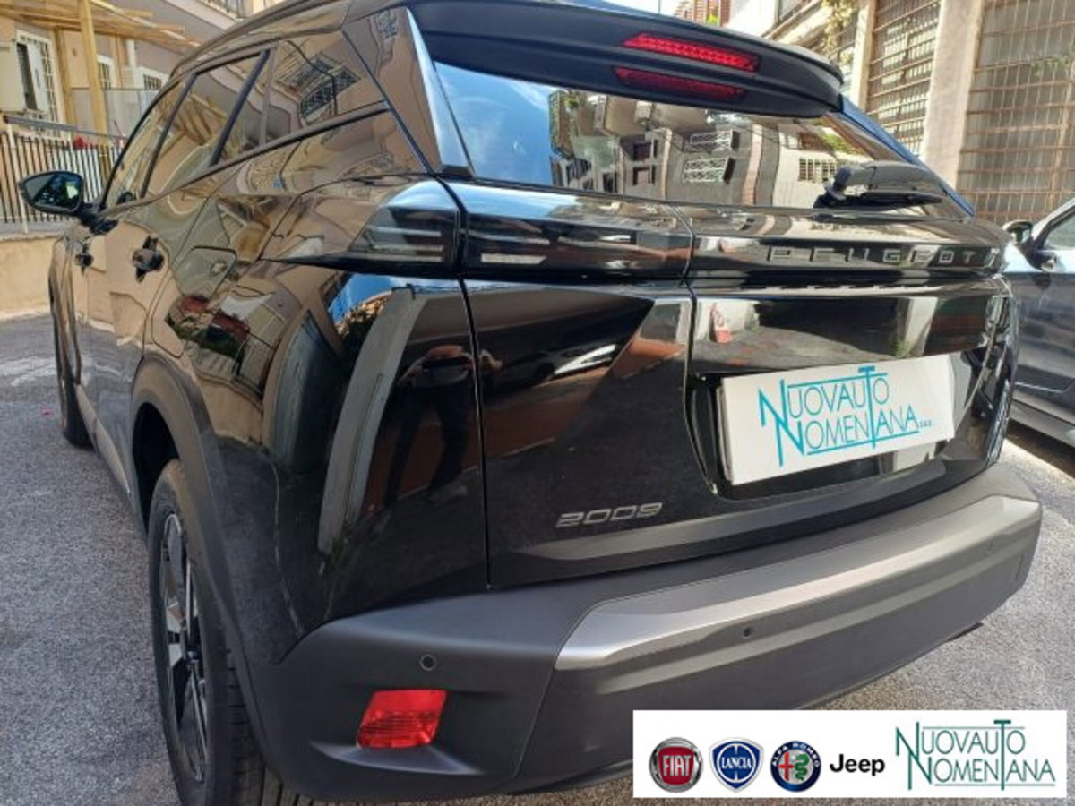 Peugeot 2008 PureTech 100 S&S Allure (11)