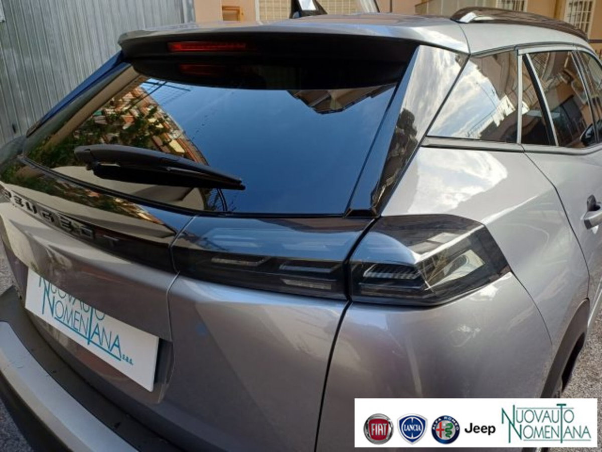 Peugeot 2008 PureTech 100 S&S Allure (8)