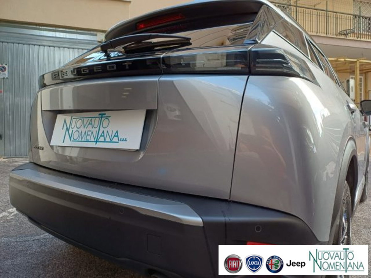 Peugeot 2008 PureTech 100 S&S Allure (9)