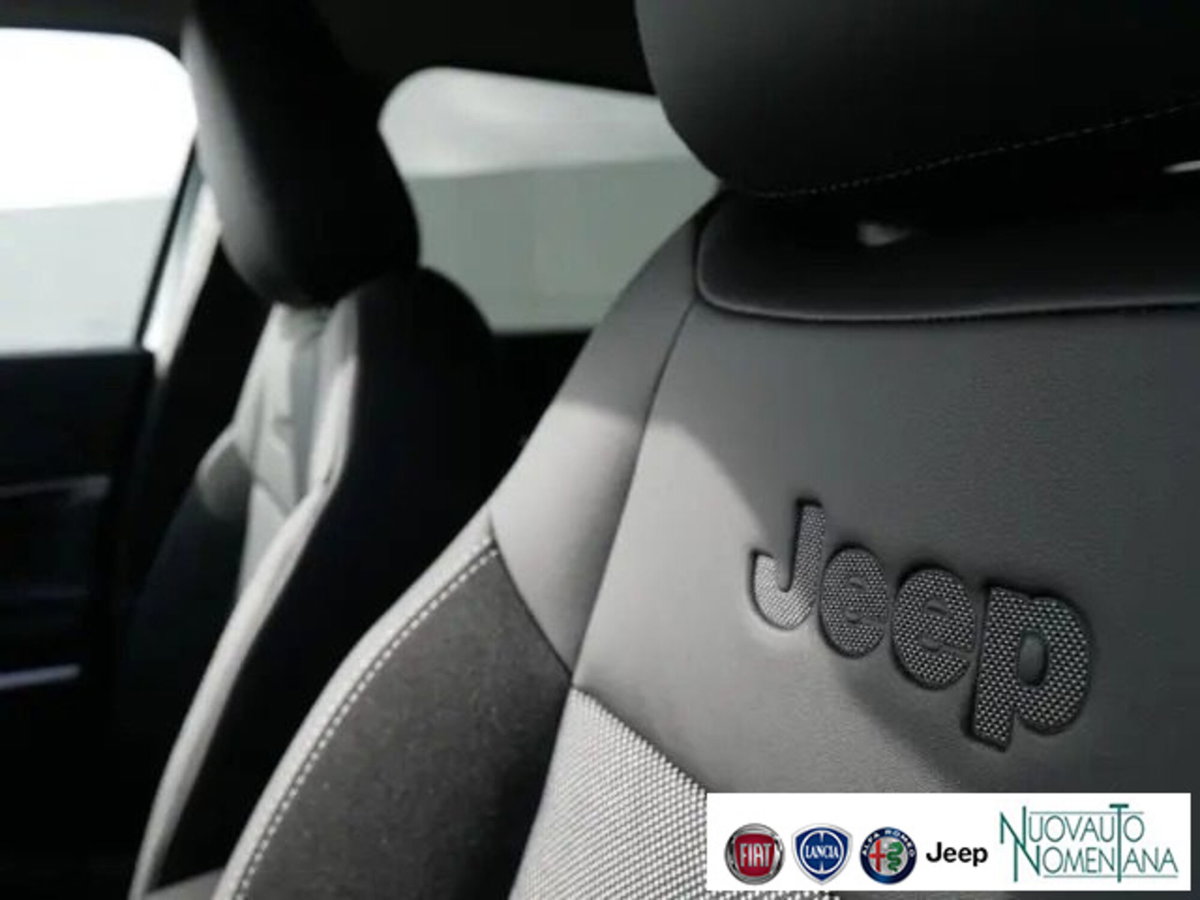 Jeep Avenger 1.2 turbo Summit fwd 100cv (9)