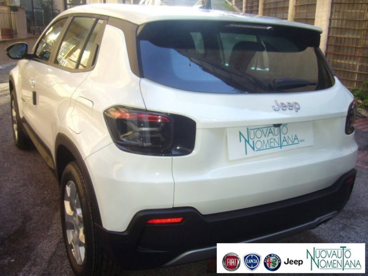 Jeep Avenger 1.2 turbo Altitude fwd 100cv (11)