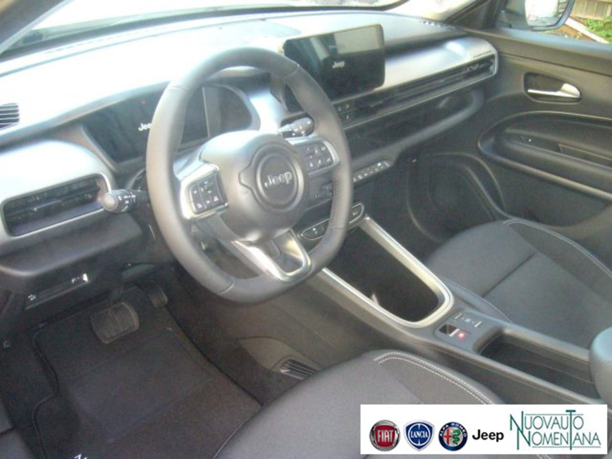 Jeep Avenger 1.2 turbo Altitude fwd 100cv (12)